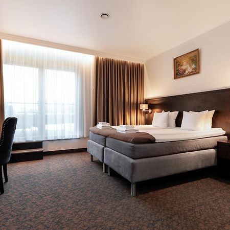 Adoryal Hotell Tallinn Exterior foto