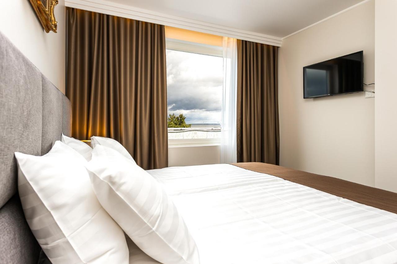 Adoryal Hotell Tallinn Exterior foto