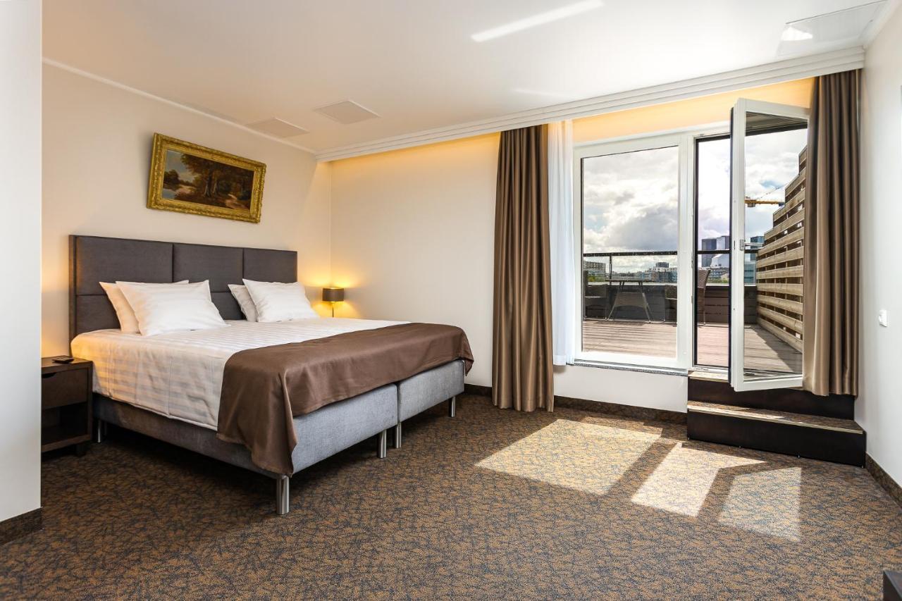 Adoryal Hotell Tallinn Exterior foto
