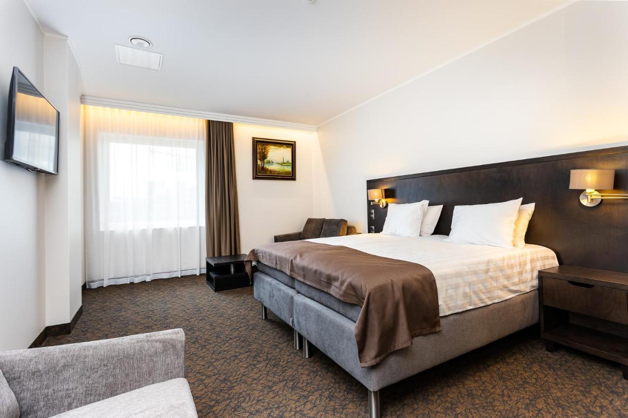 Adoryal Hotell Tallinn Exterior foto